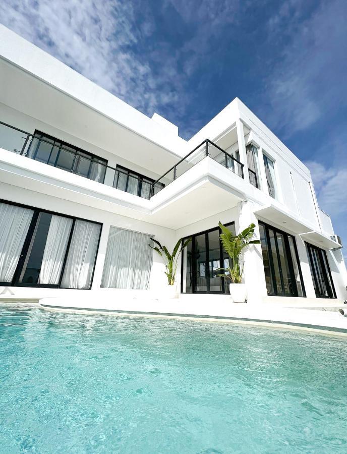 Villa Aurelia Canggu  Exterior photo